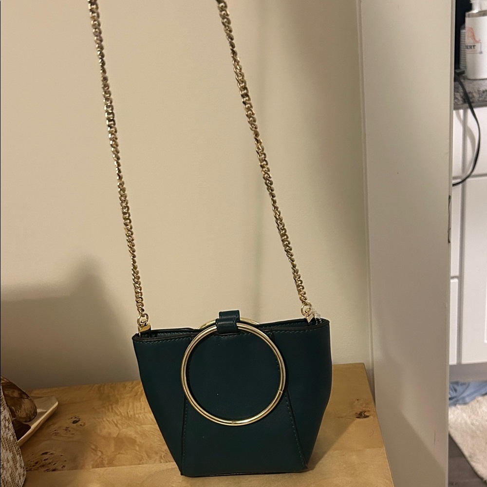 Crossbody purse